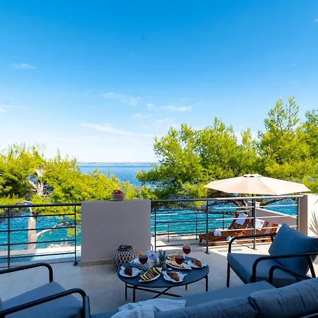 Nice Home In Prigradica 펜션