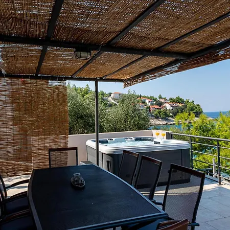 Nice Home In Prigradica