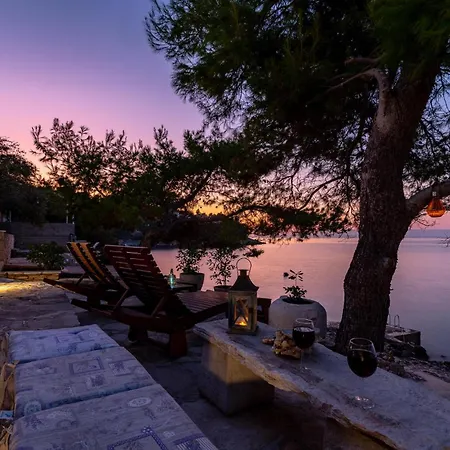 Holiday home 3 Bedroom Amazing In Prigradica